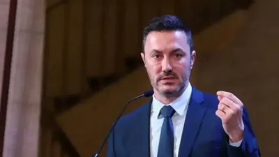 multimedia.miniatura.8db4d935a994cace.bHVpcy1wZXRyaWpwZ19taW5pYXR1cmEud2VicA==