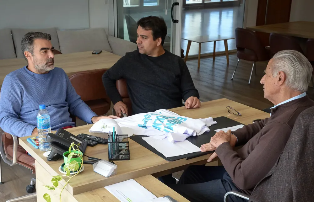 8fdbdb4d-0018-49c9-8682-491ec806b856