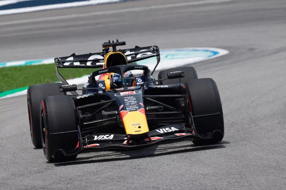 261001-Verstappen-1