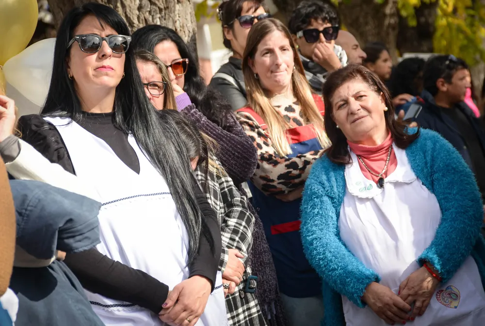 d2ff5a0d-4be1-48de-b070-0c247e04bd9a