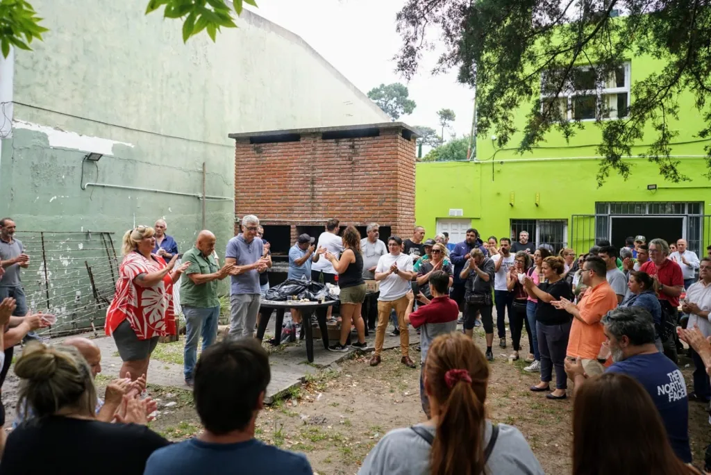 85a658b3-e697-4a4d-abc6-5903cd11dfdf