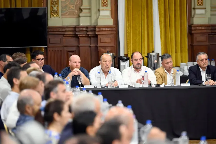 f9a3c9f0-47a3-49da-be85-b22c547a470e