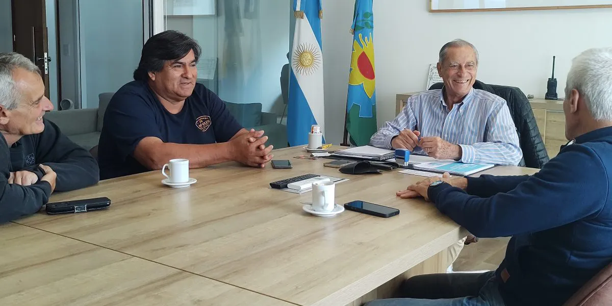 IMG_20231218_140838436_BURST000_COVER_COMP-1200x600