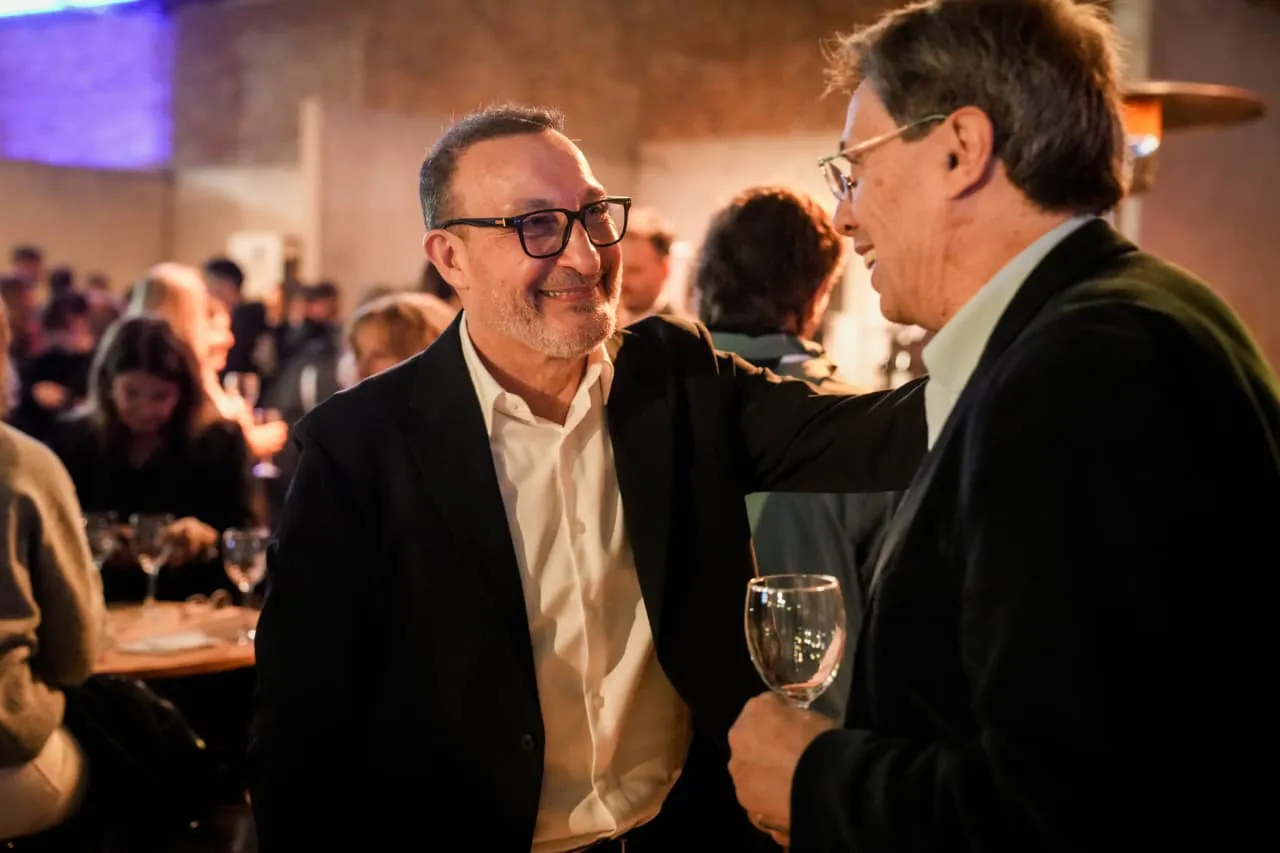 8fc81905-4011-426c-bad4-a7193f7c41e9