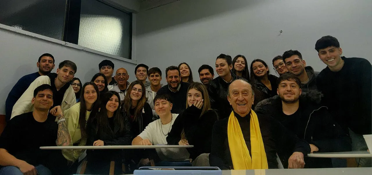 c96b9ce5-c224-4a50-85d2-691faf592d8a